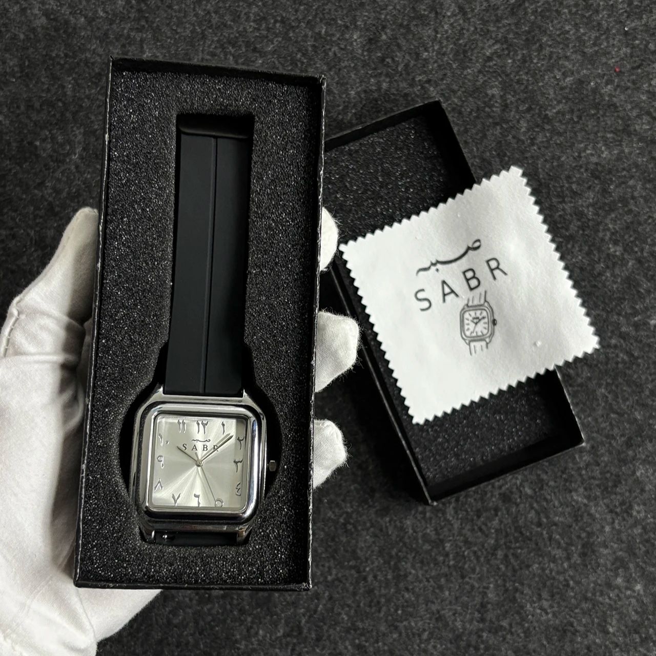 SABR Arabic Numeral Watch Men  - огляд і ціна Cartier Watch Santos